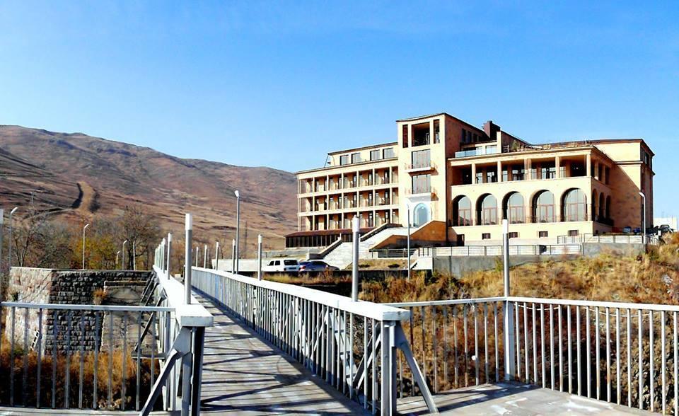 Akhtamar Hotel Cjsc Arzakan Exterior foto
