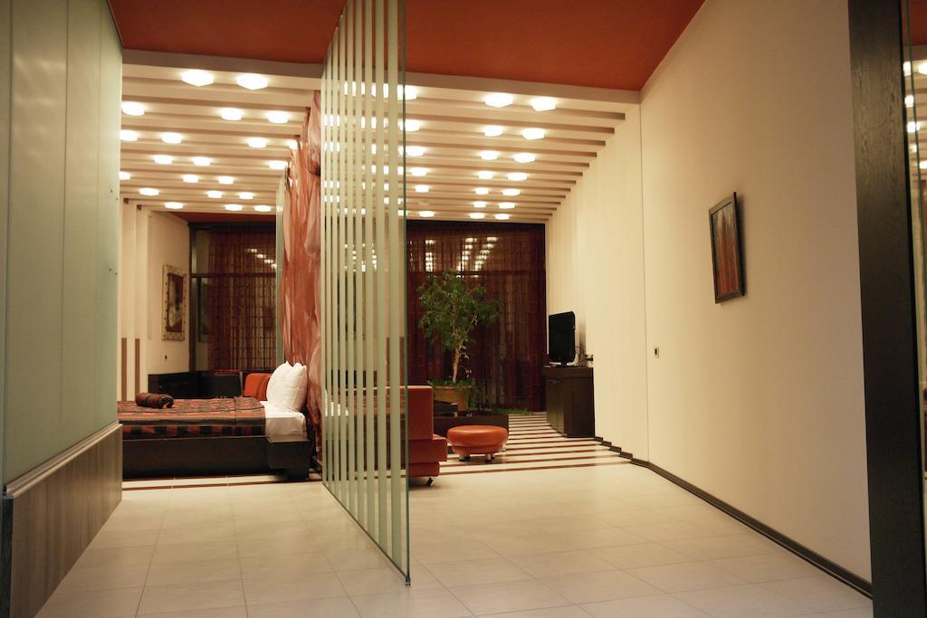 Akhtamar Hotel Cjsc Arzakan Quarto foto