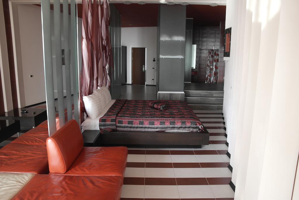 Akhtamar Hotel Cjsc Arzakan Quarto foto